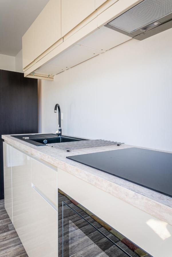Grand Studio, Centre Ville Renove Et Lumineux Dieppe Bagian luar foto